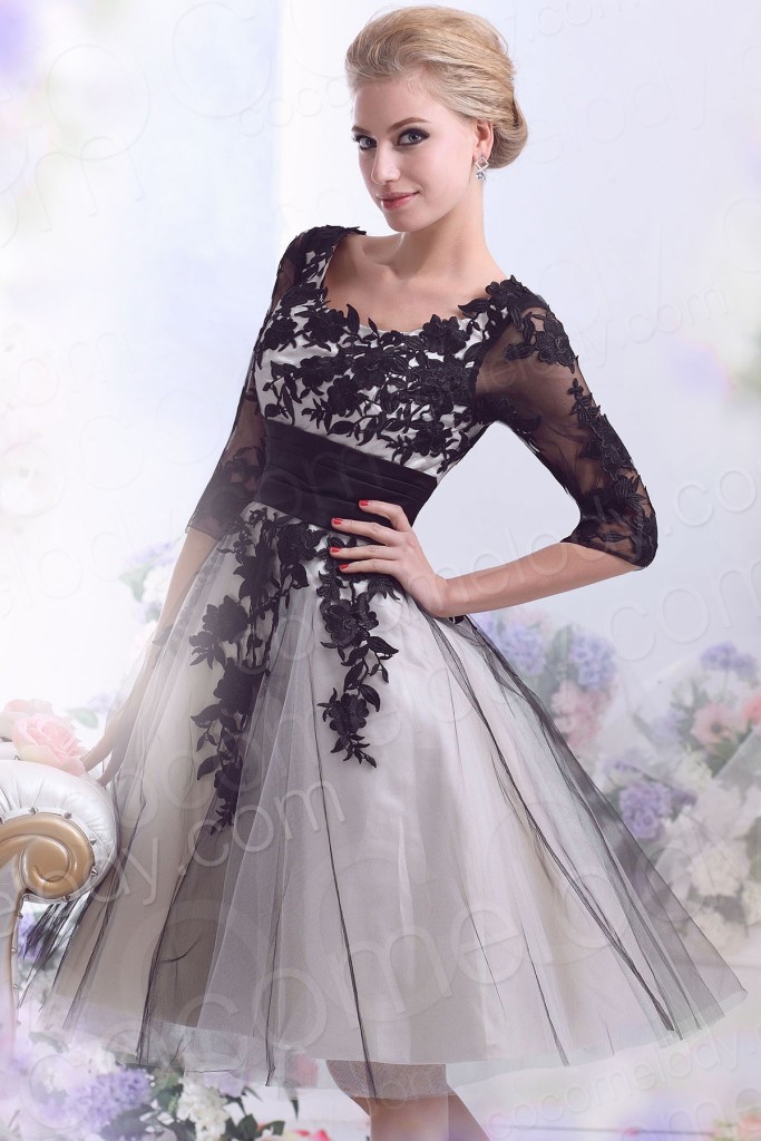 Casual A-Line Square Half Sleeve Knee Length Tulle Wedding Dress with Appliques