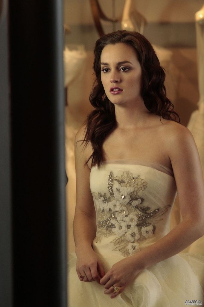Blair Waldorf wedding dress fitting - Gossip Girl 5x11