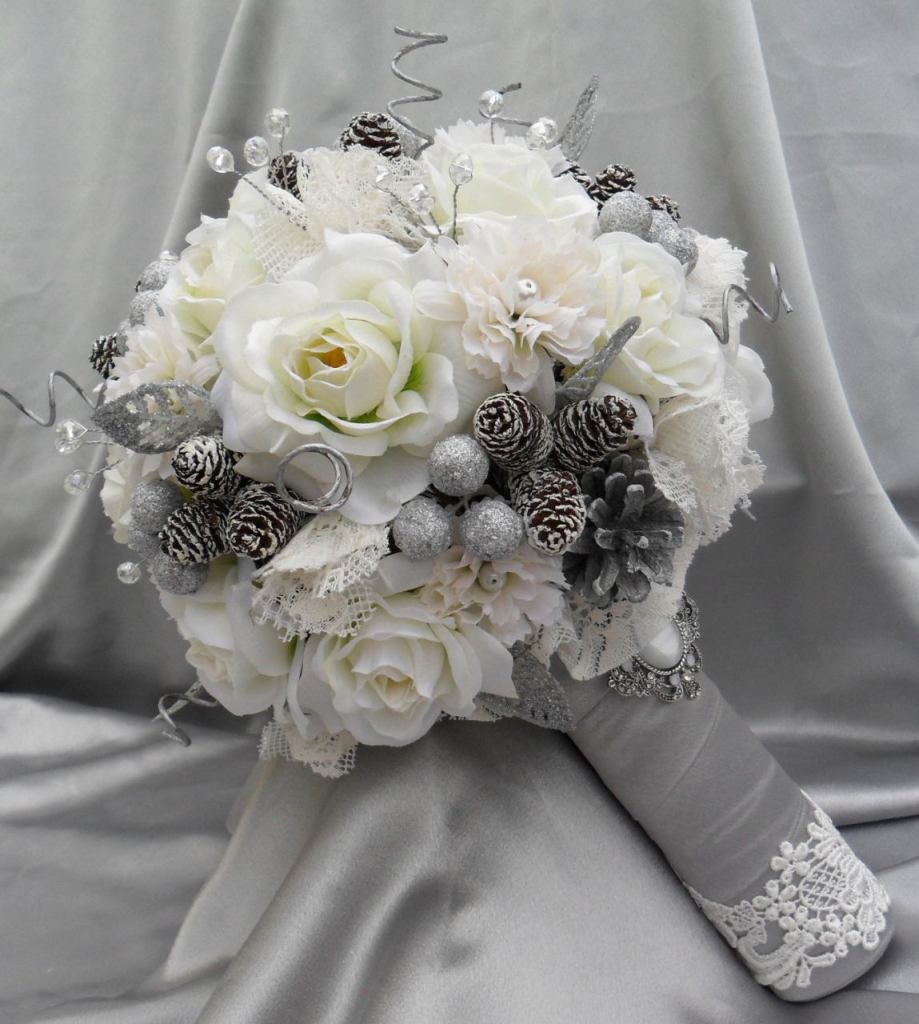 Winter wedding bouquet
