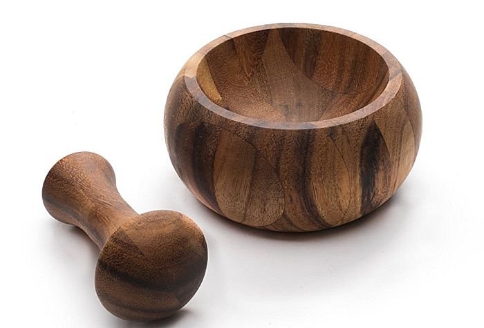 Best wooden mortar and pestle set: Ironwood Gourmet’s acacia wood