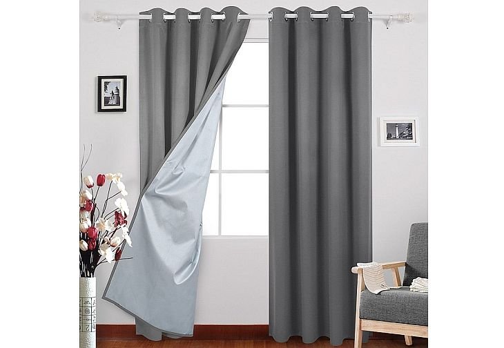Deconovo have pretty good blackout curtains for nursery rooms on affordable prices