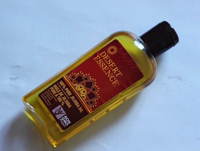 Desert Essence is my favorite moisturizer for my bald head. Here's more on this amber beauty of a jojoba oil!