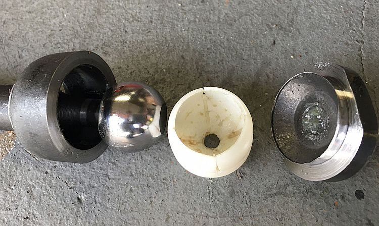 Mike Recommends: 3 best ball joint press kits