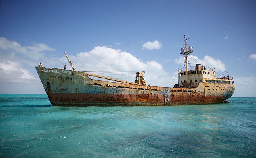 La Famille Express Shipwreck