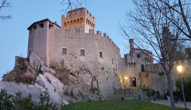 San Marino La Cesta Tower